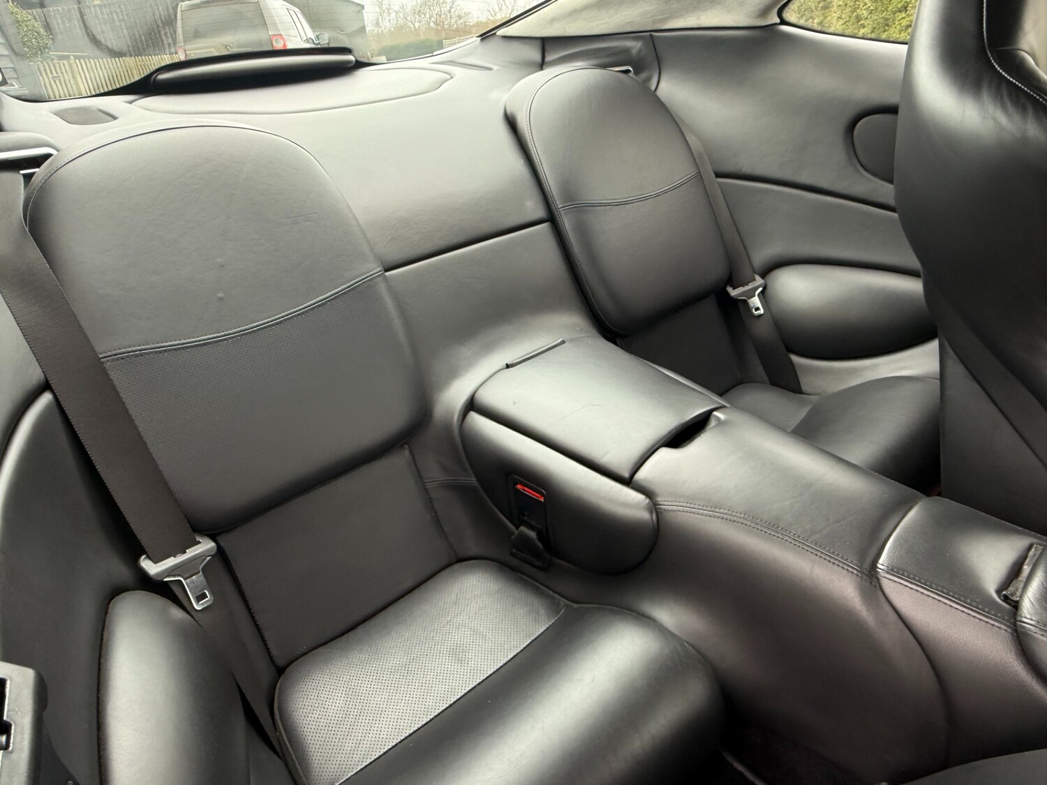 Used Aston Martin DB7 2003 for sale - 78010957: Photo 9