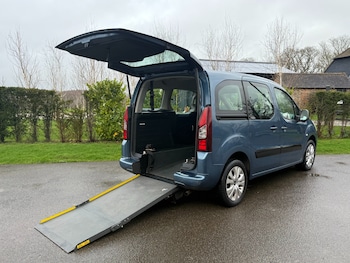 2012 (62) - 1.6 HDi Wheelchair Access with Ramp 5-Door