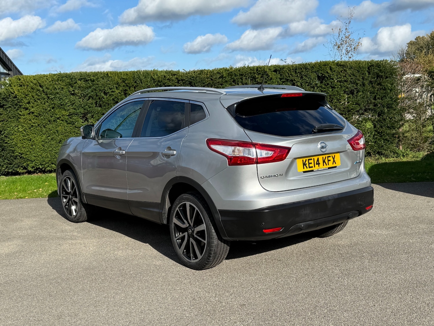 Used Nissan Qashqai 2014 for sale - 76382707: Photo 3