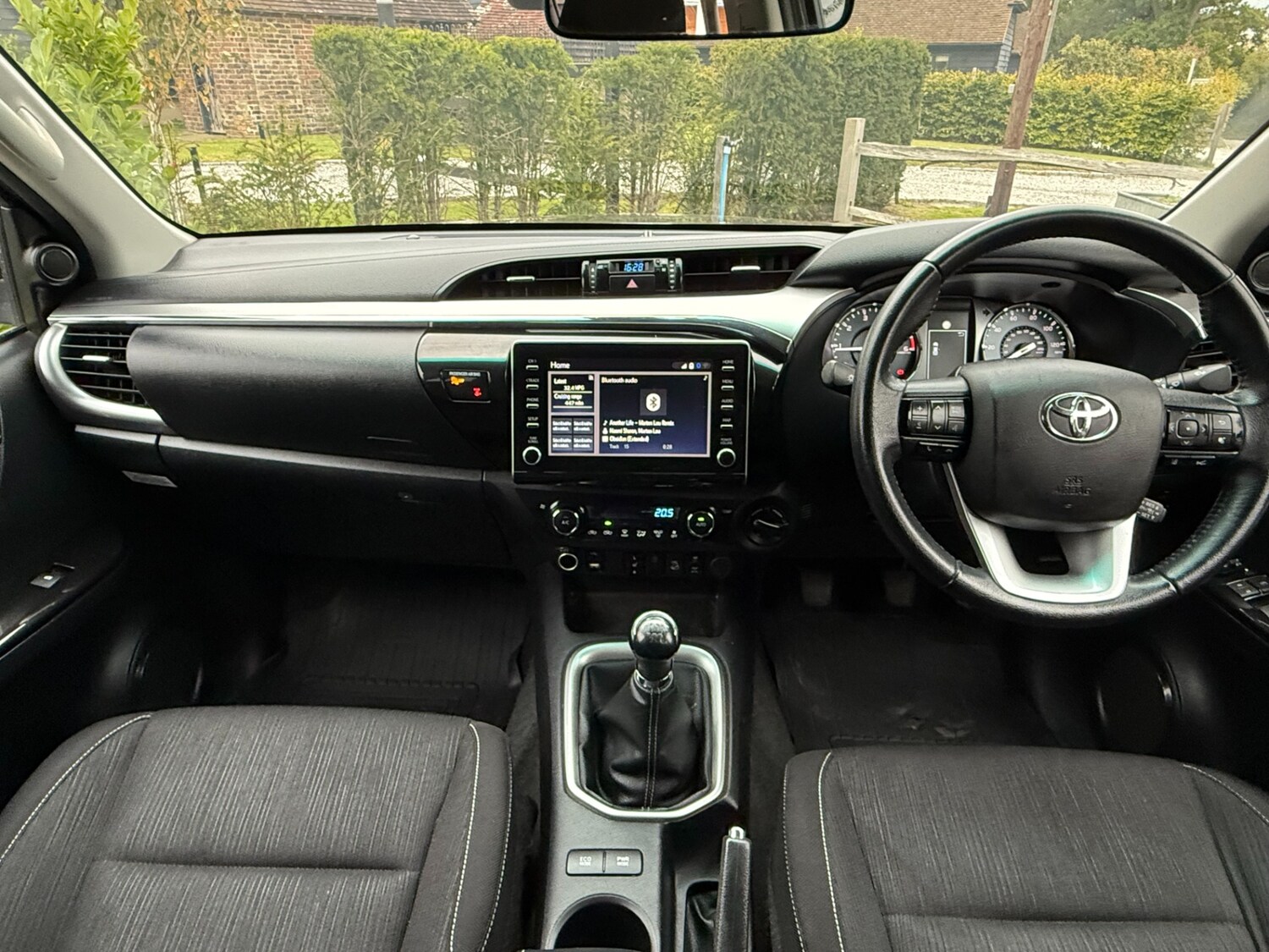 Used Toyota Hilux 2021 for sale - 76065577: Photo 9