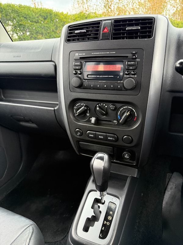 Used Suzuki Jimny 2007 for sale - 76255504: Photo 10