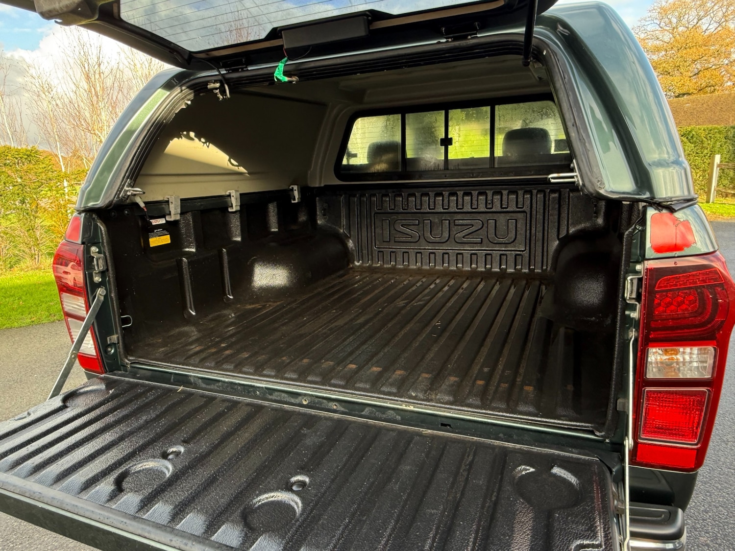 Used Isuzu D-Max 2017 for sale - 76762073: Photo 11