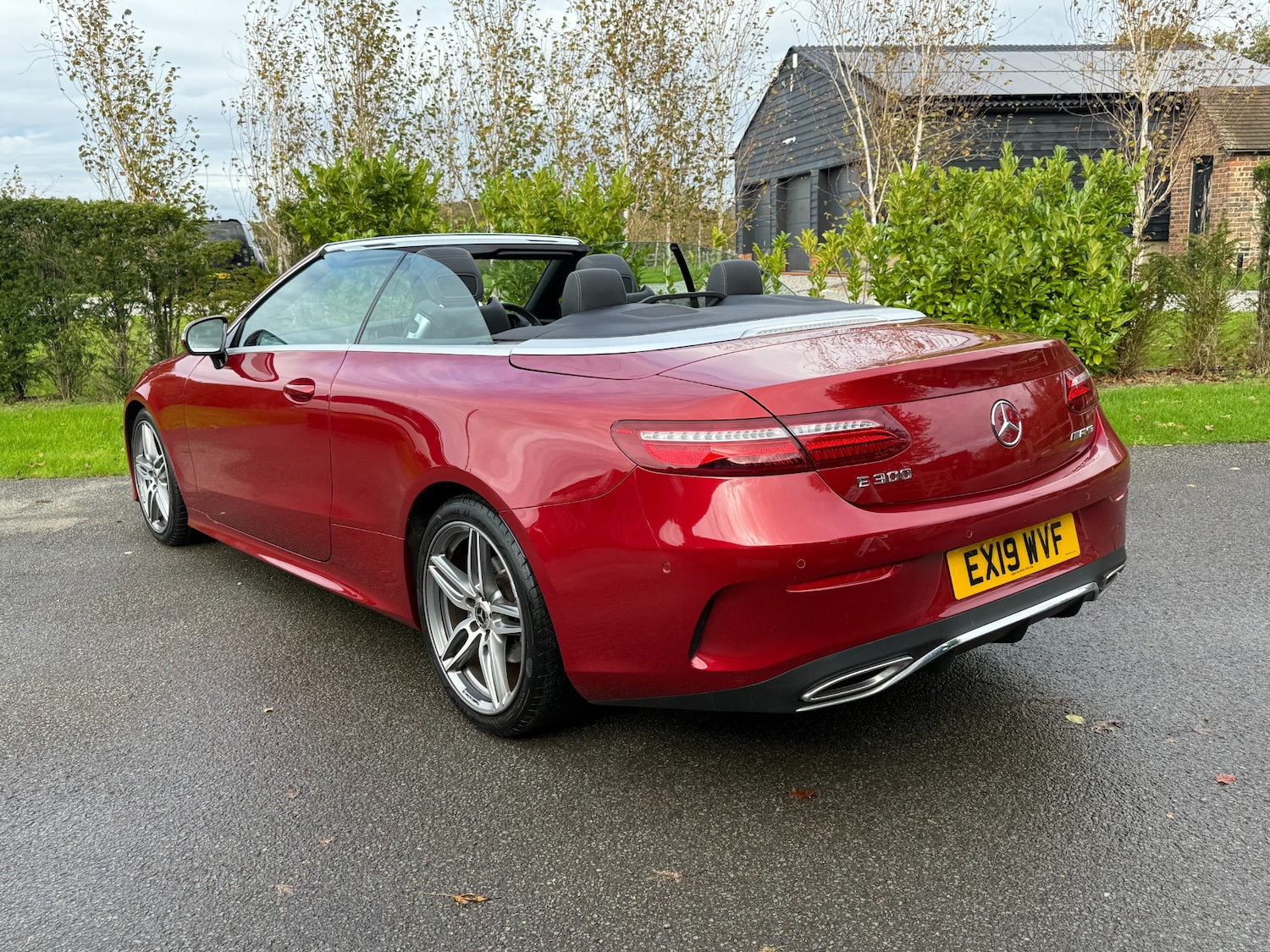 Used Mercedes-Benz E Class 2019 for sale - 76353718: Photo 2