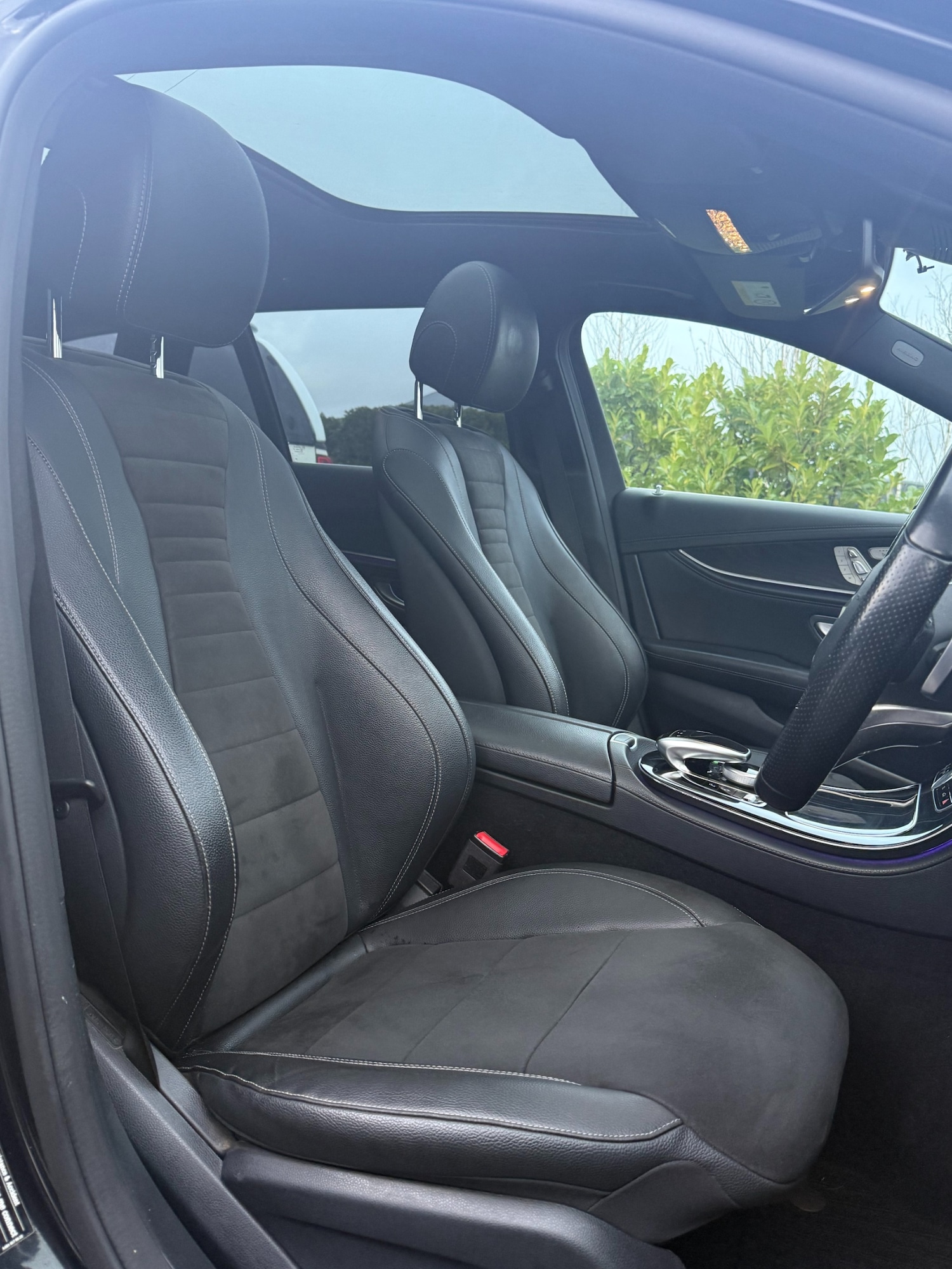 Used Mercedes-Benz E Class 2018 for sale - 76963456: Photo 6