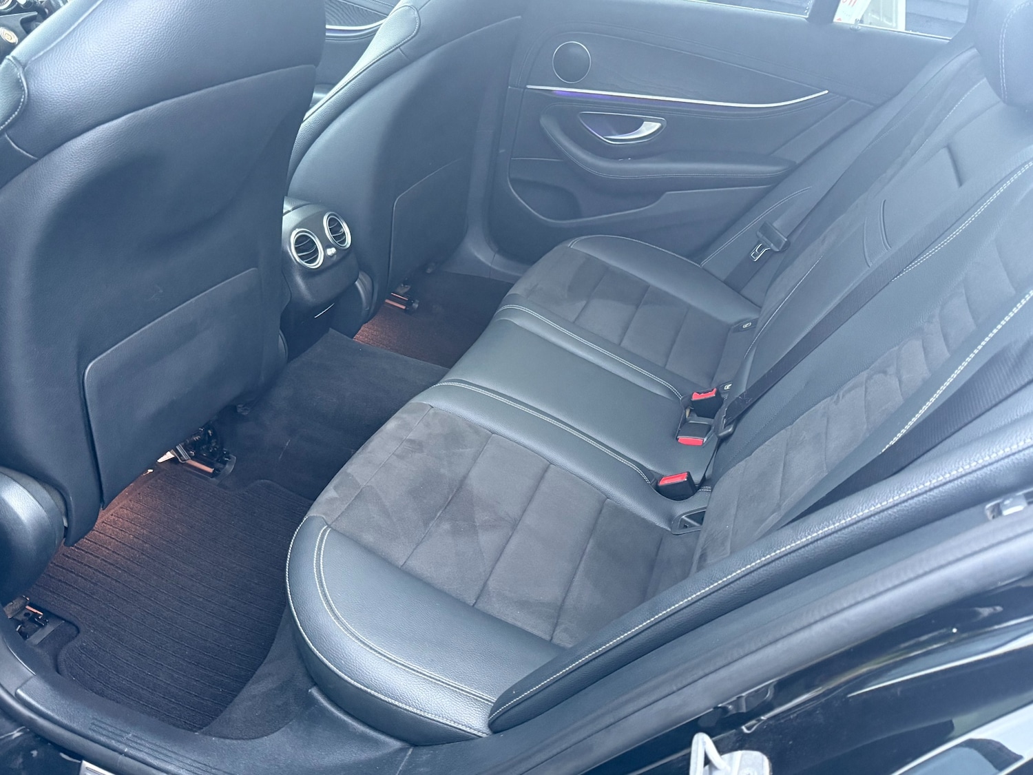 Used Mercedes-Benz E Class 2018 for sale - 76963456: Photo 9