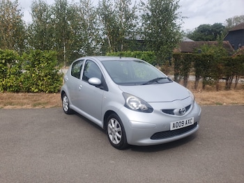 Used Toyota AYGO 2009 for sale - 79557329: Photo