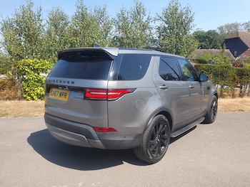 Used Land Rover Discovery 2017 for sale - 79528010: Photo
