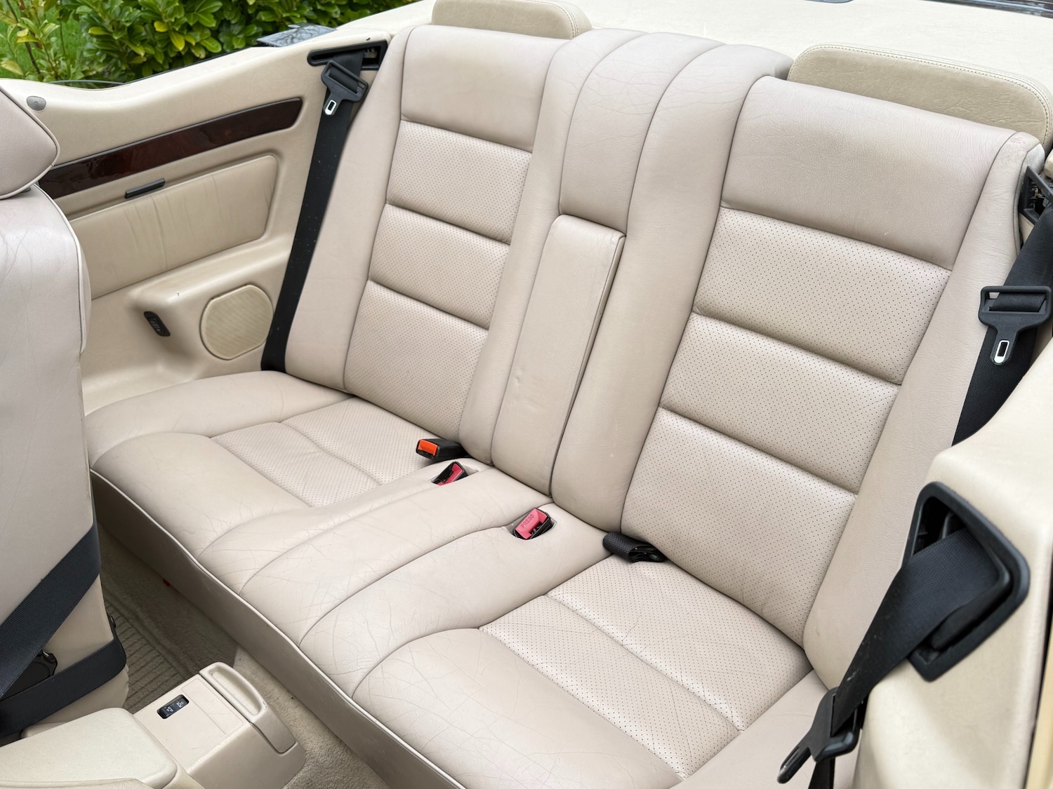 Used Mercedes-Benz E Class 1994 for sale - 77775106: Photo 10