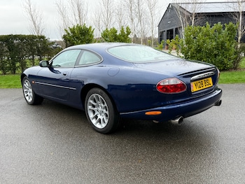 Used Jaguar XKR 2001 for sale - 76908275: Photo