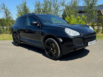 Used Porsche Cayenne 2005 for sale - 76027870: Photo 2