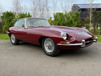 Used Jaguar E-Type 1968 for sale - 76940113: Photo
