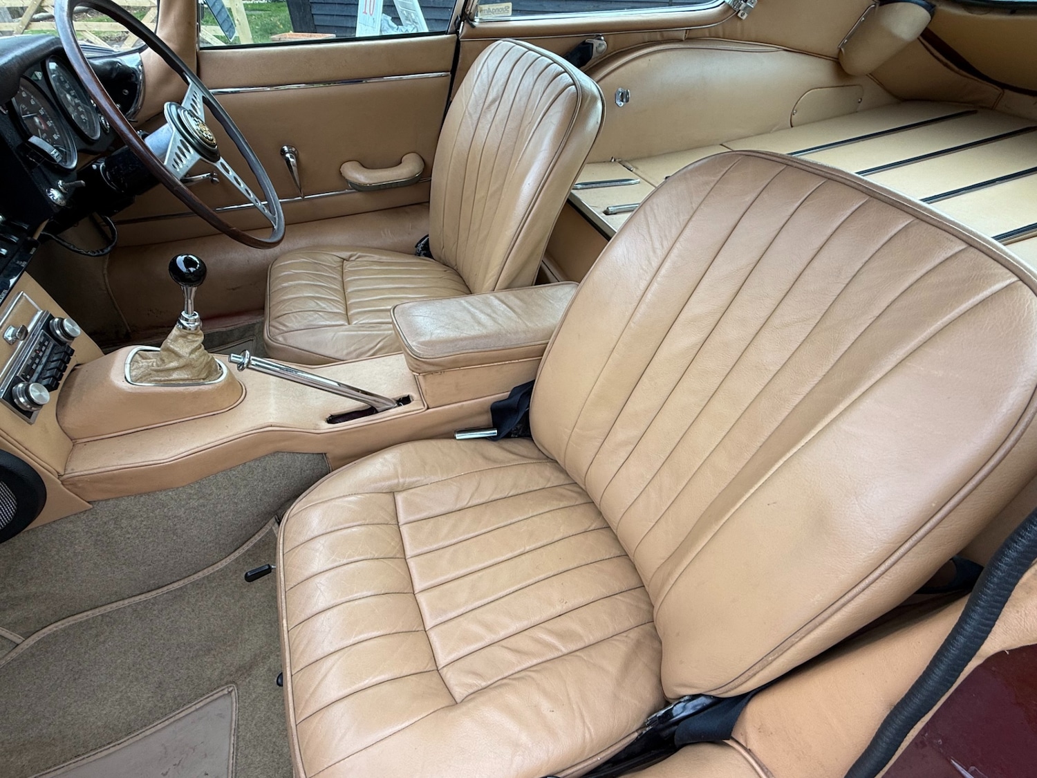 Used Jaguar E-Type 1968 for sale - 76940113: Photo 8