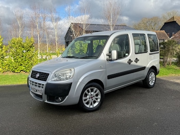 Used Fiat Doblo 2010 for sale - 77240334: Photo
