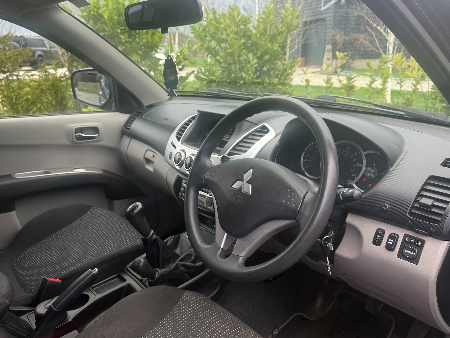 Used Mitsubishi L200 2010 for sale - 77371002: Photo 5