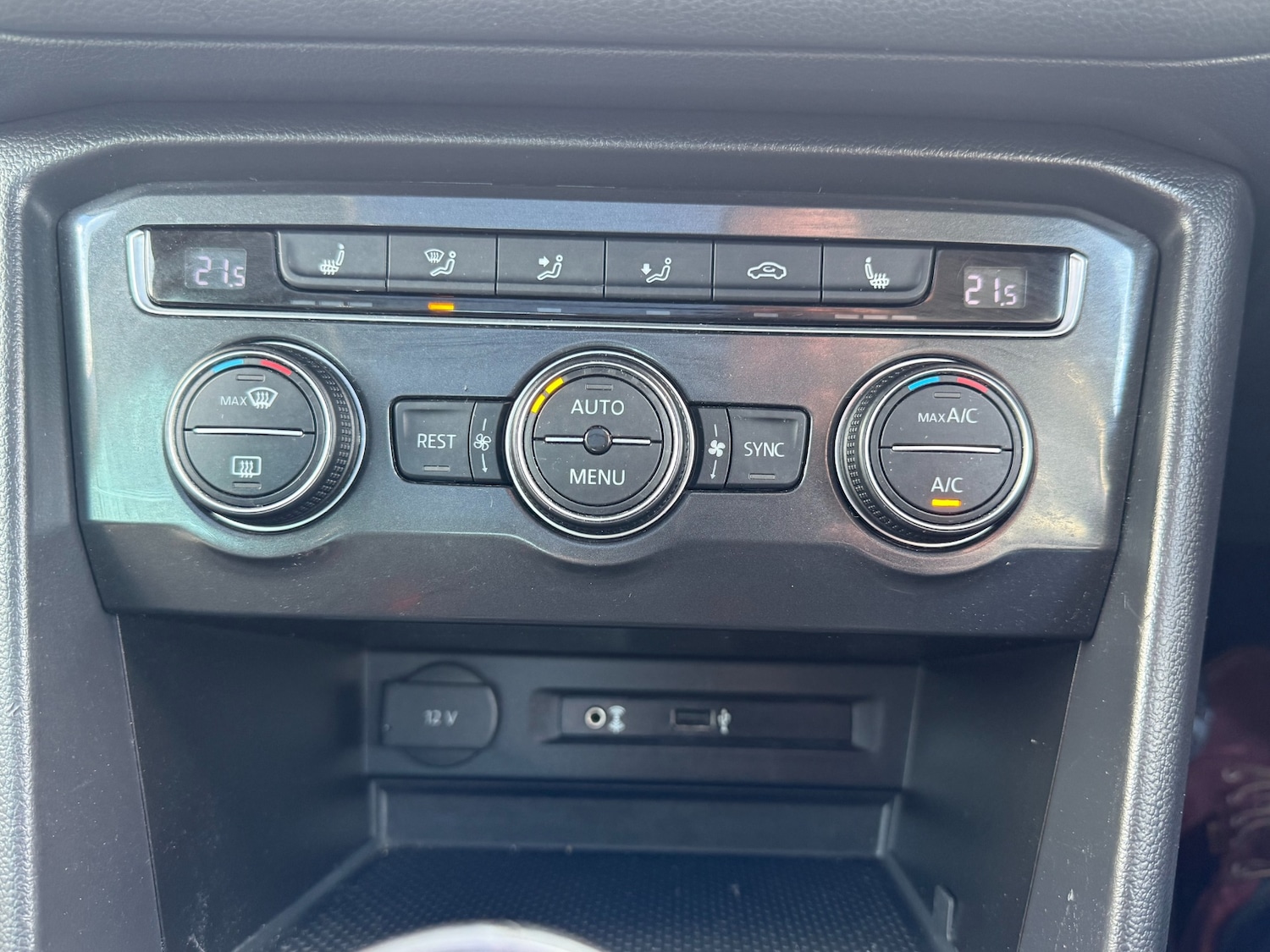 Used Volkswagen Tiguan 2017 for sale - 77801818: Photo 14