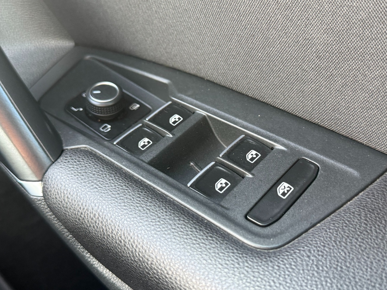 Used Volkswagen Tiguan 2017 for sale - 77801818: Photo 16