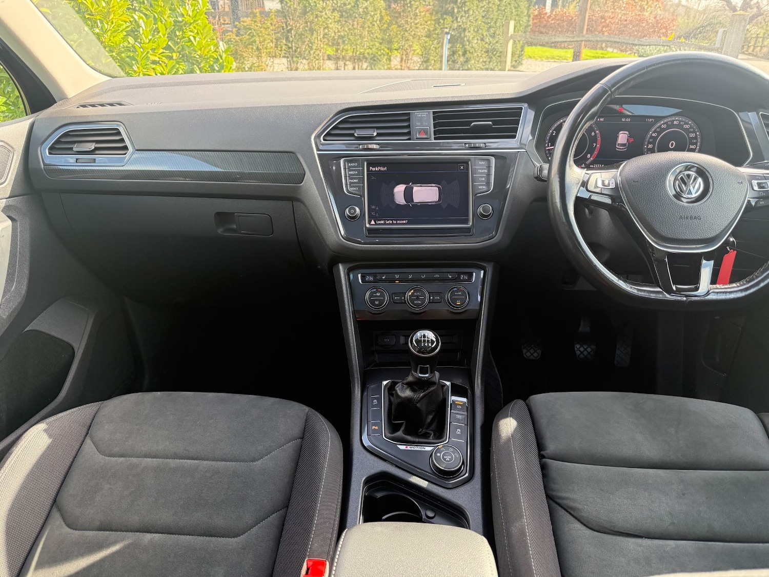 Used Volkswagen Tiguan 2017 for sale - 77801818: Photo 9