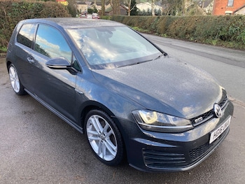Used Volkswagen Golf 2016 for sale - 77663491: Photo