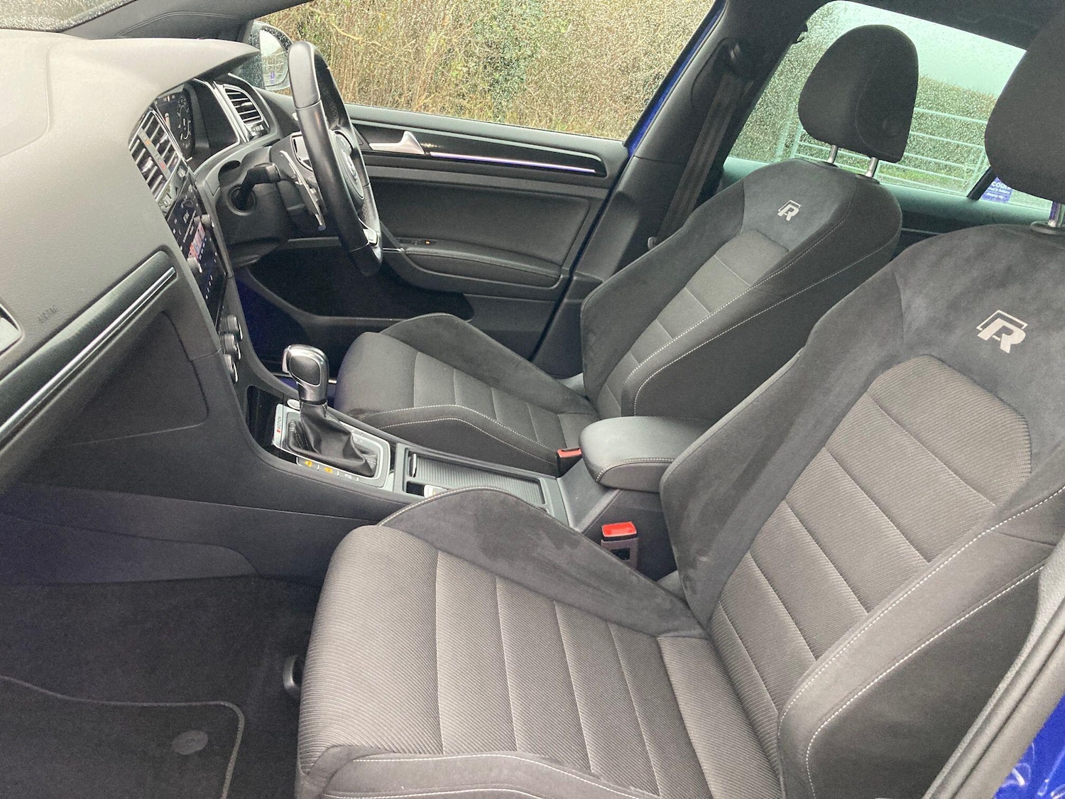 Used Volkswagen Golf 2020 for sale - 77021150: Photo 39