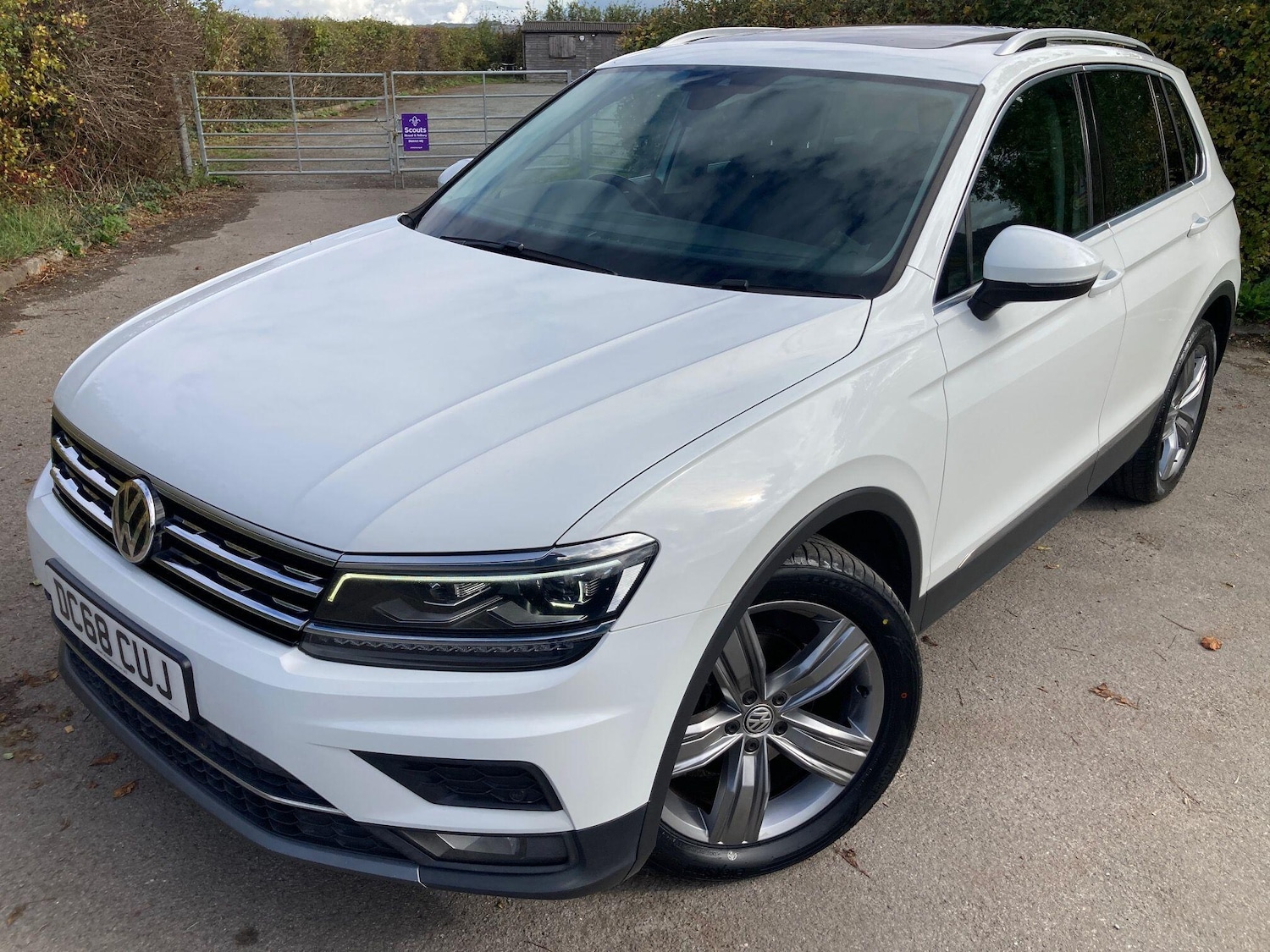 Used Volkswagen Tiguan 2018 for sale - 77570575: Photo 3