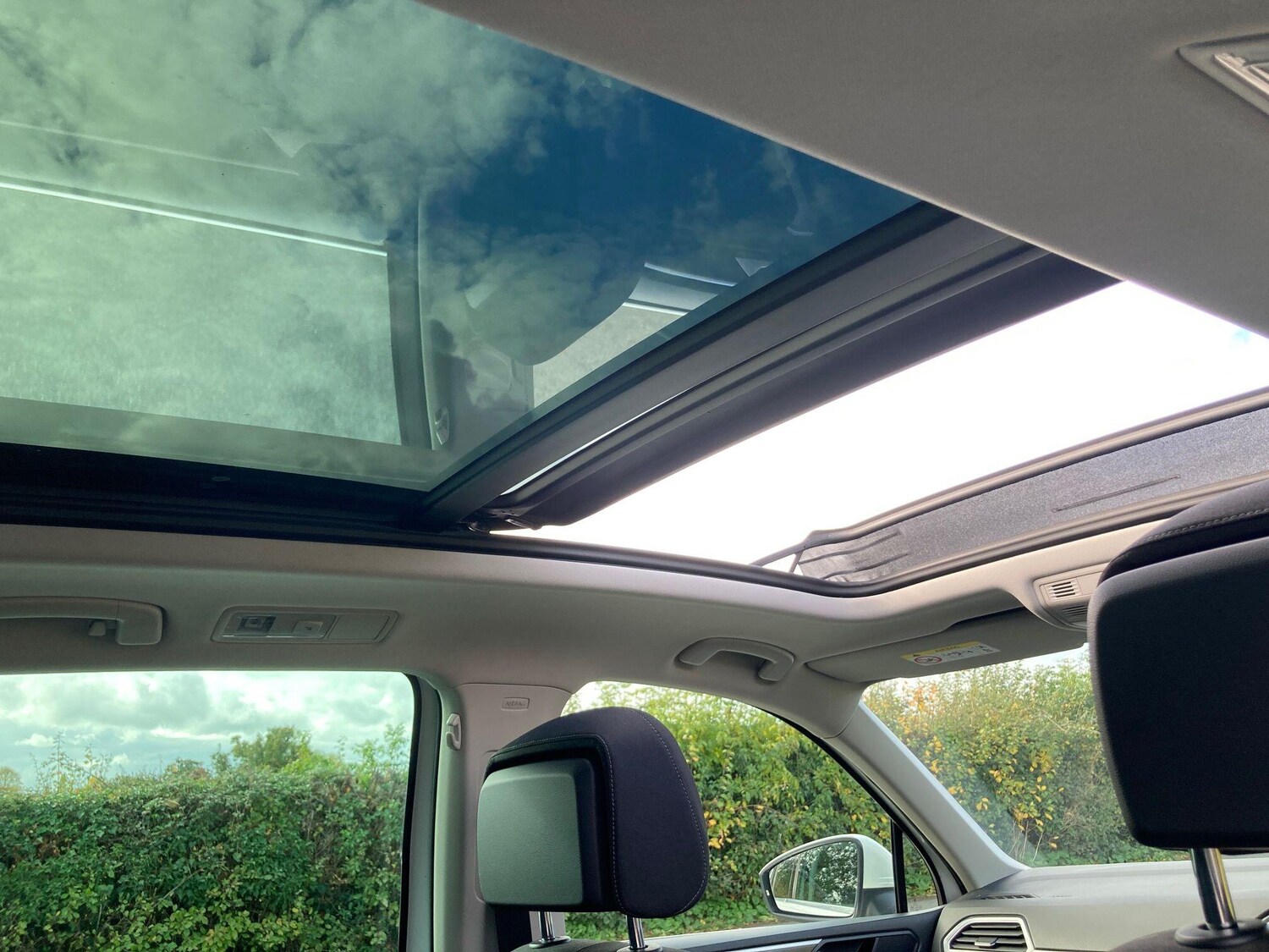 Used Volkswagen Tiguan 2018 for sale - 77570575: Photo 40