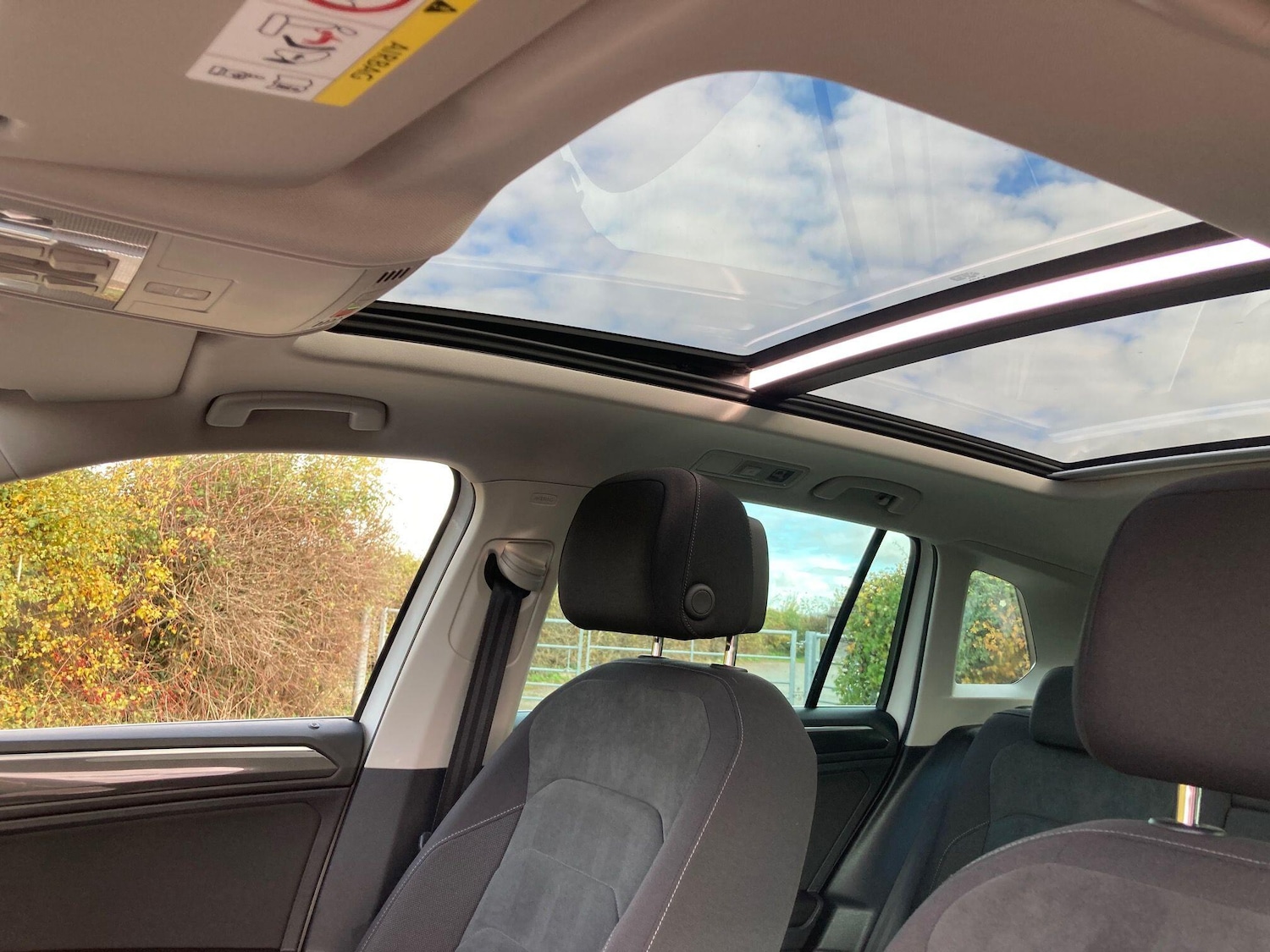 Used Volkswagen Tiguan 2018 for sale - 77570575: Photo 44