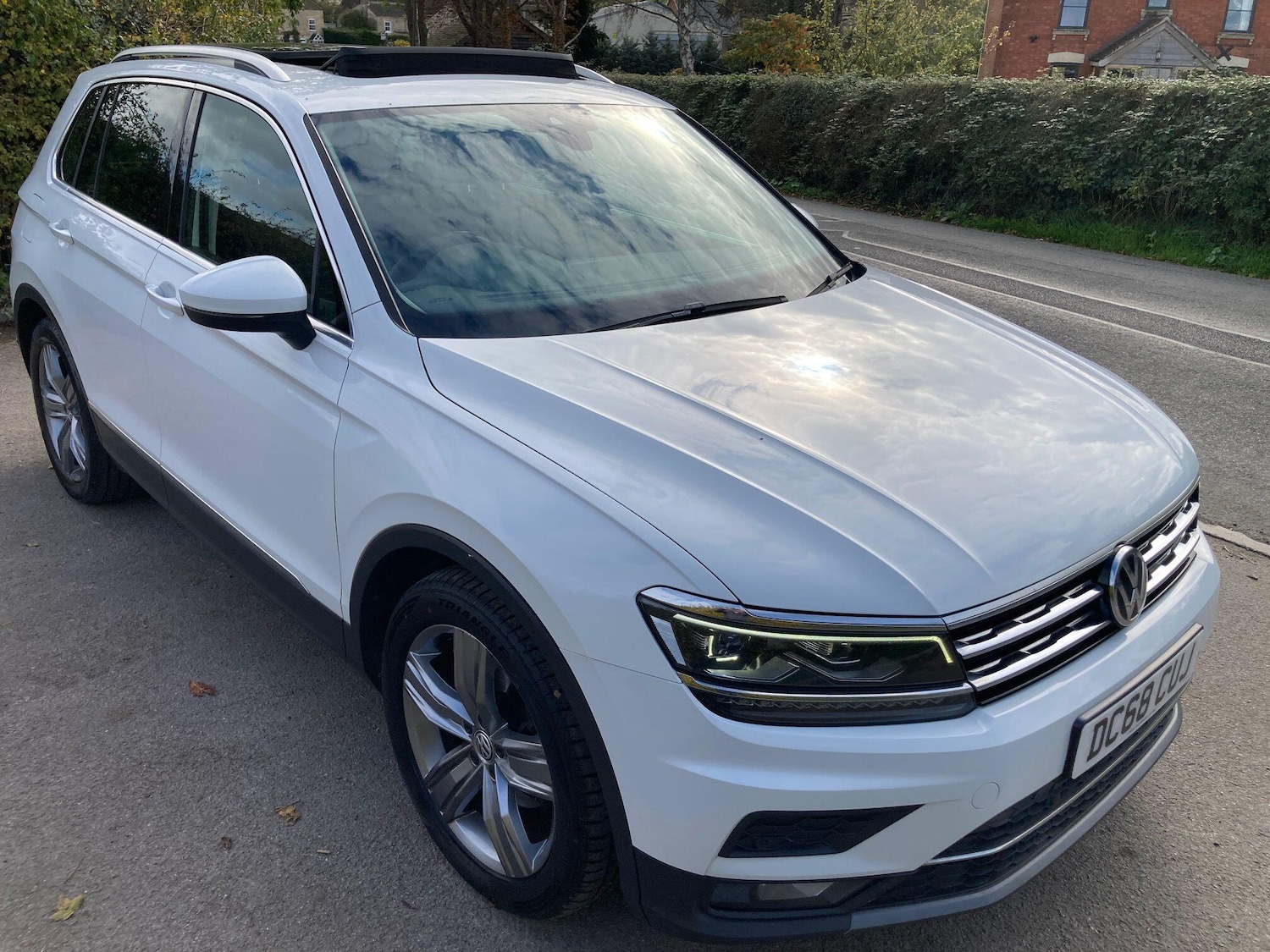 Used Volkswagen Tiguan 2018 for sale - 77570575: Photo 6