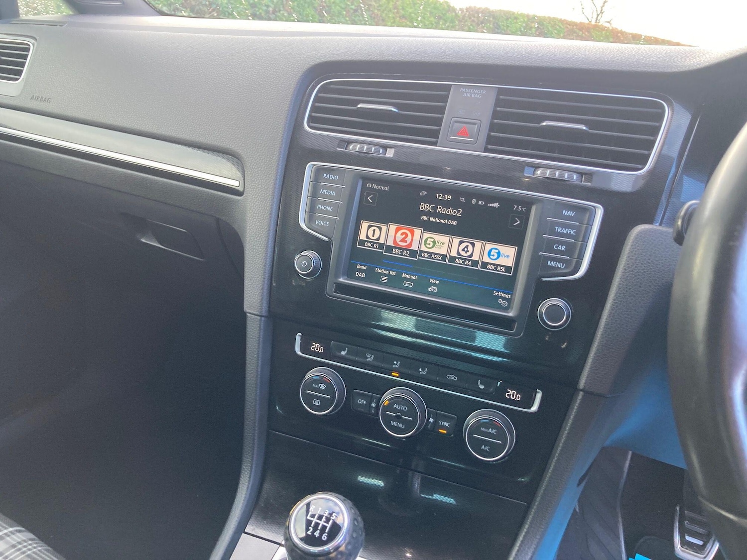 Used Volkswagen Golf 2016 for sale - 77570574: Photo 24