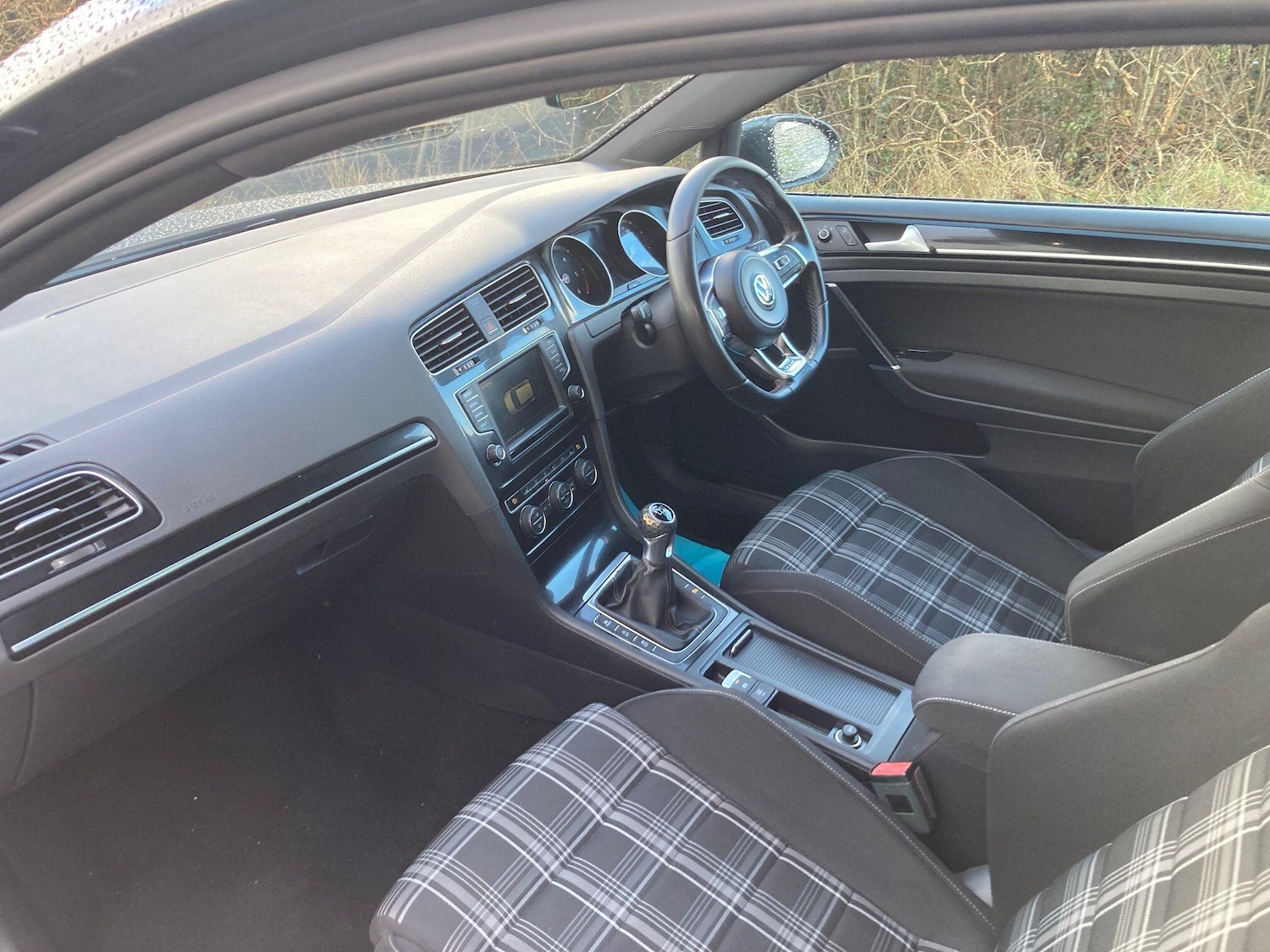 Used Volkswagen Golf 2016 for sale - 77647598: Photo 23