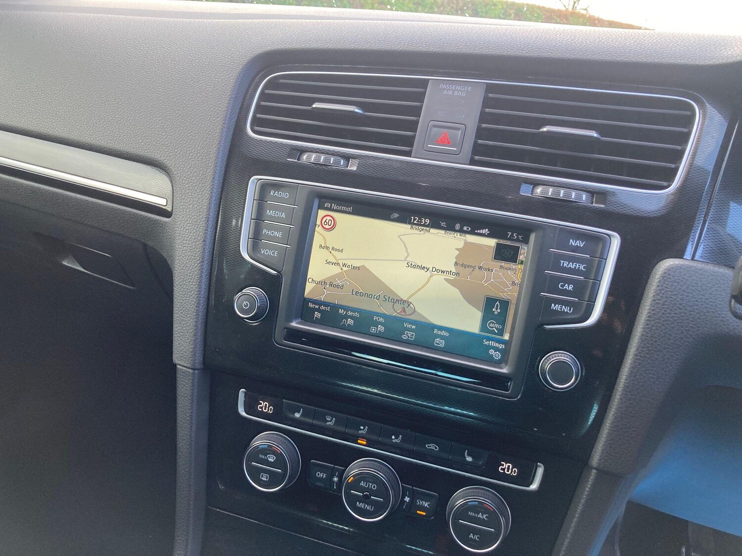 Used Volkswagen Golf 2016 for sale - 77647598: Photo 25