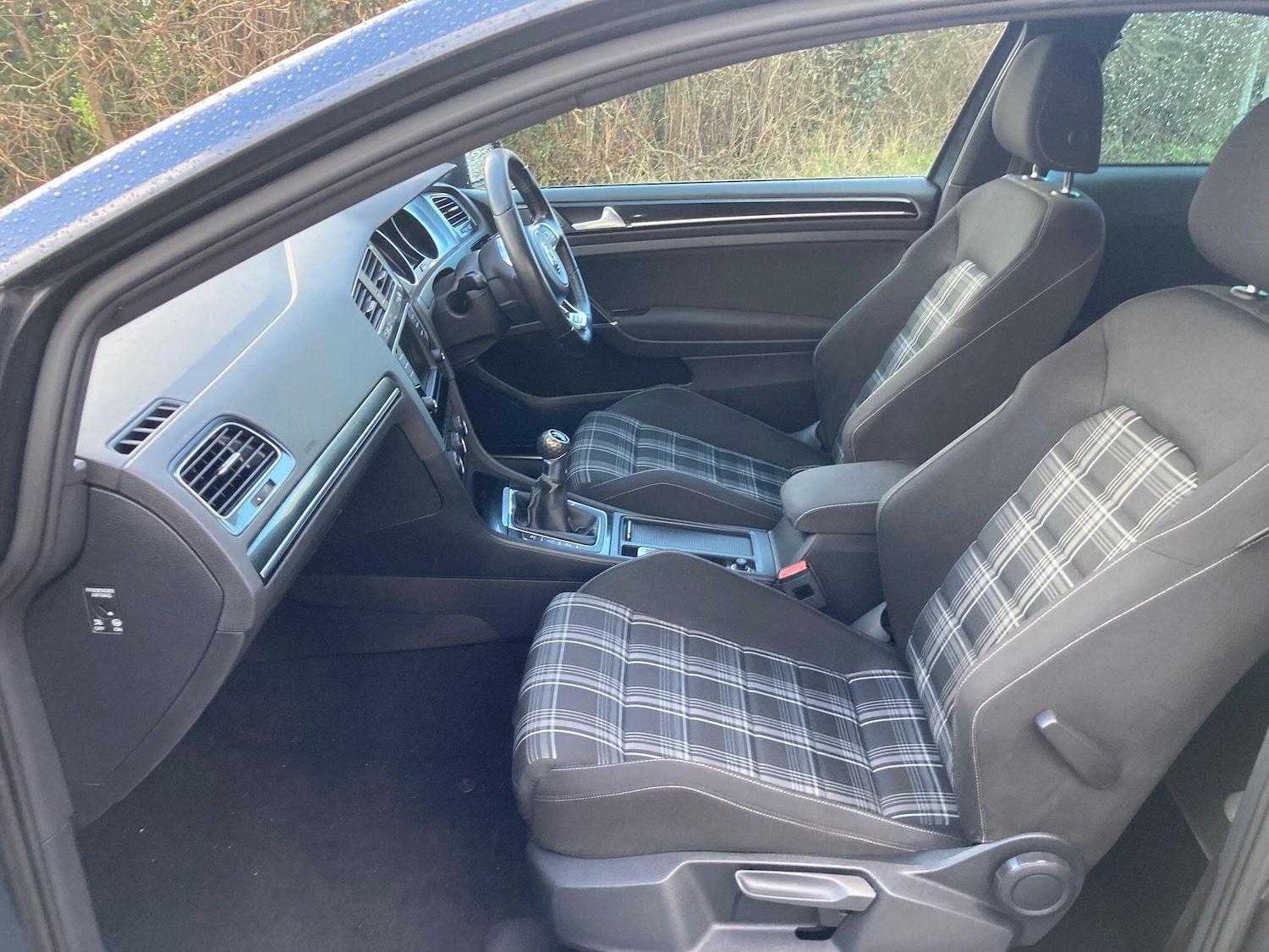 Used Volkswagen Golf 2016 for sale - 77647598: Photo 29