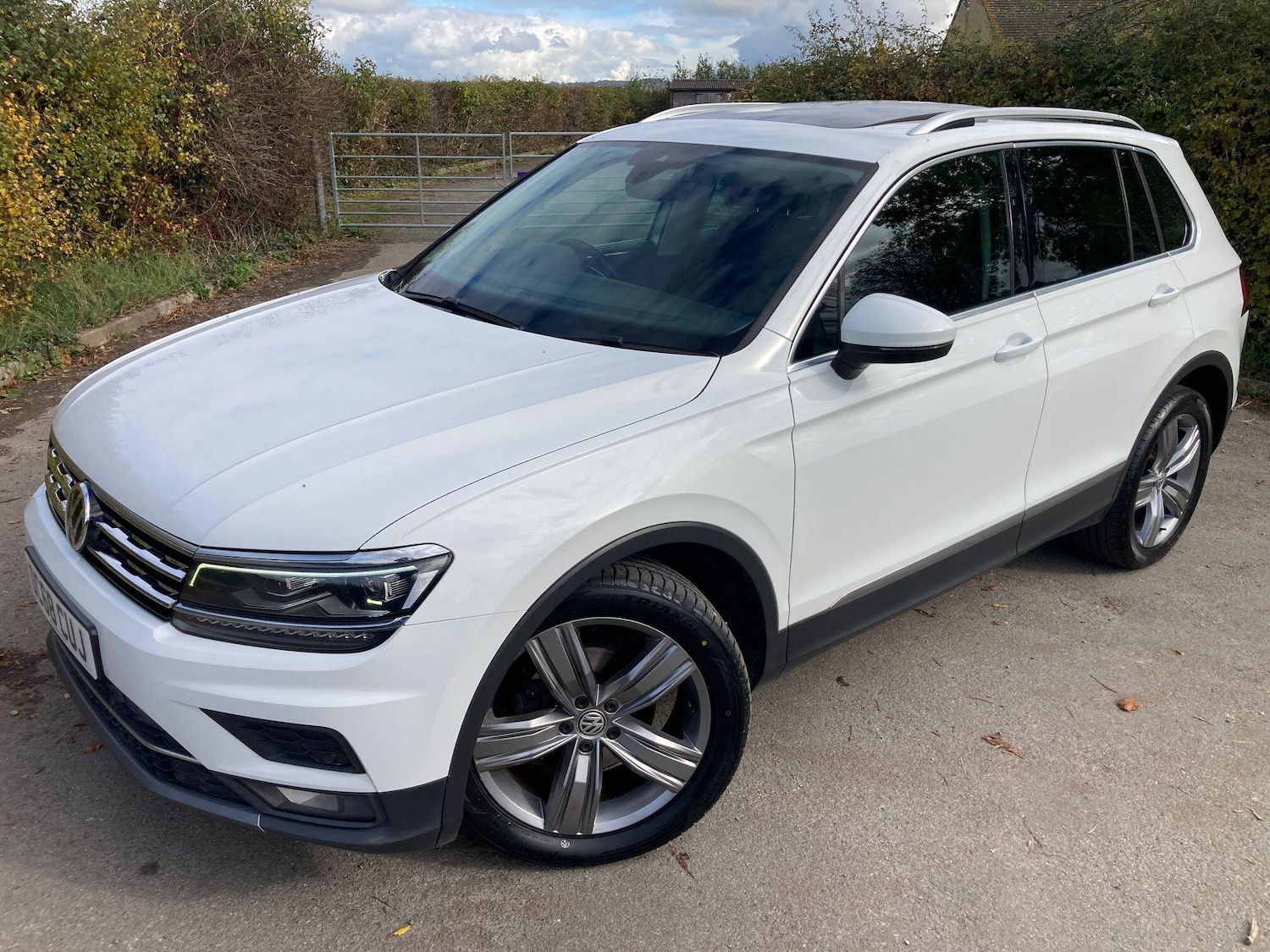 Used Volkswagen Tiguan 2018 for sale - 77616799: Photo 12
