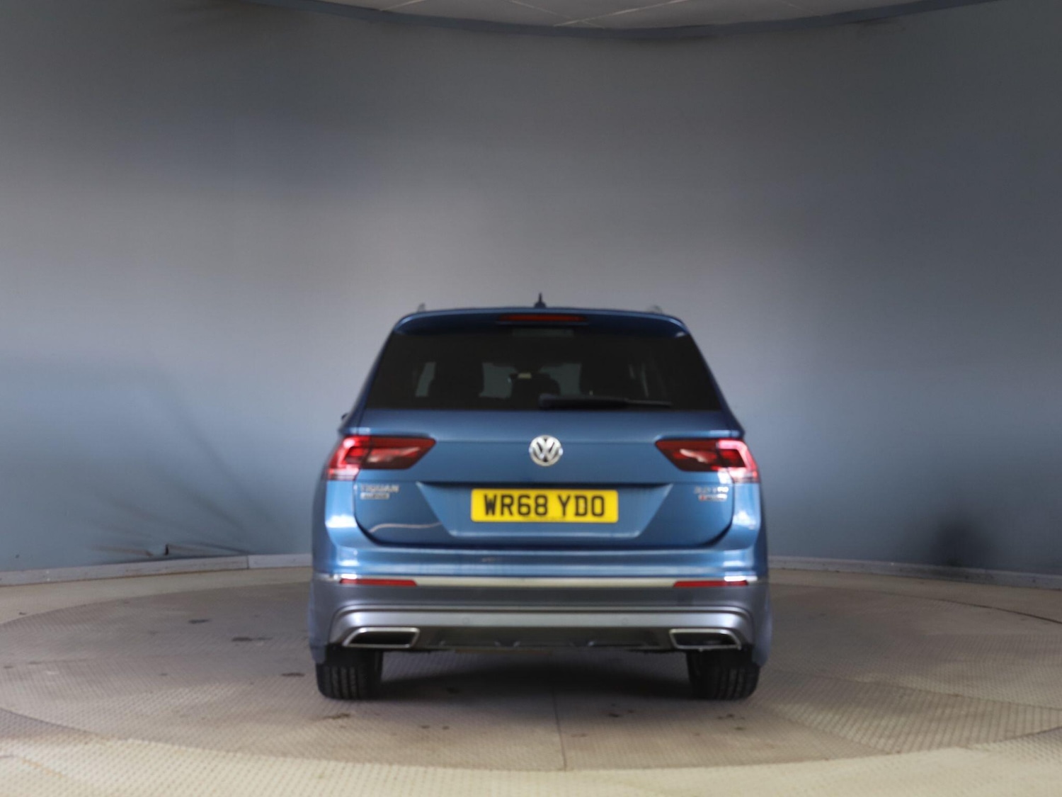 Used Volkswagen Tiguan Allspace 2018 for sale - 77883291: Photo 2