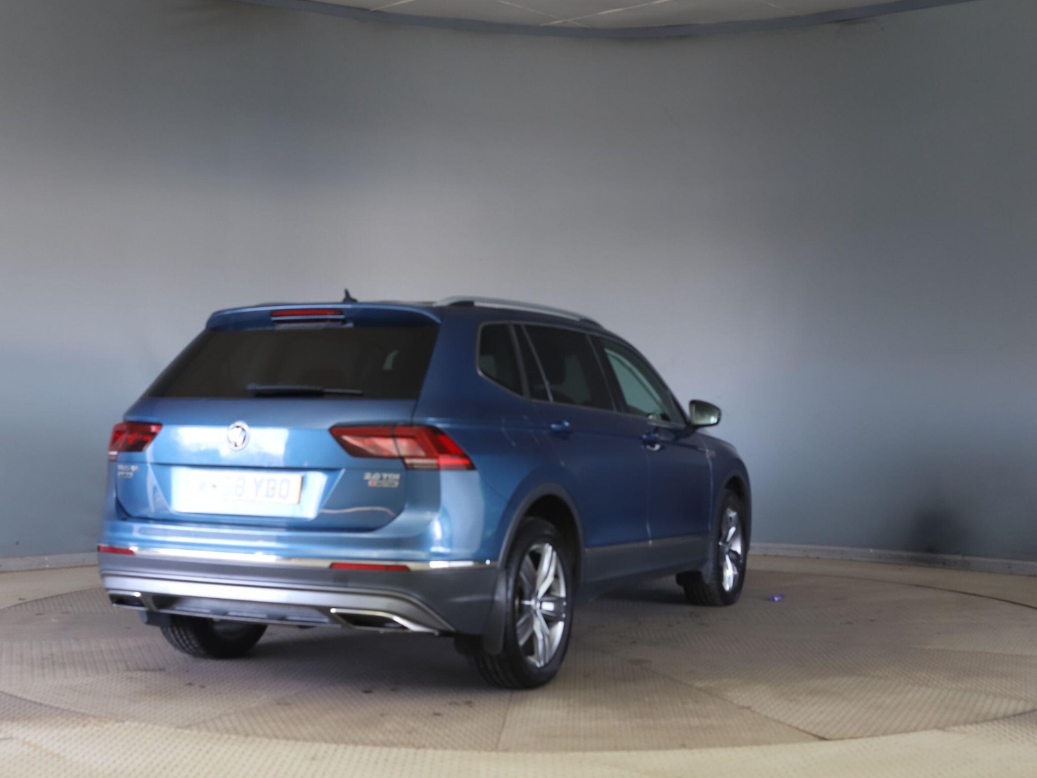 Used Volkswagen Tiguan Allspace 2018 for sale - 77883291: Photo 4