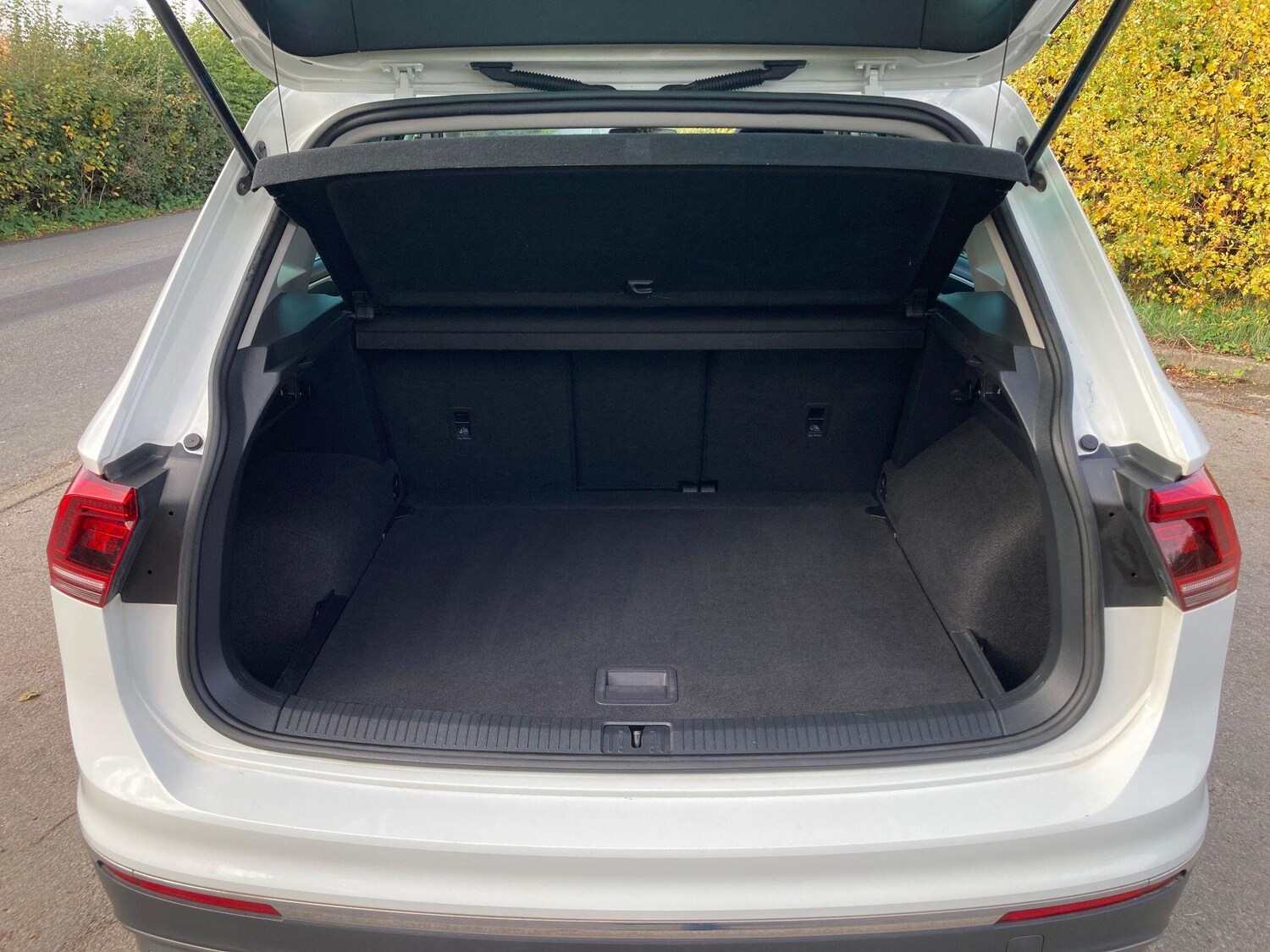 Used Volkswagen Tiguan 2018 for sale - 77647600: Photo 35