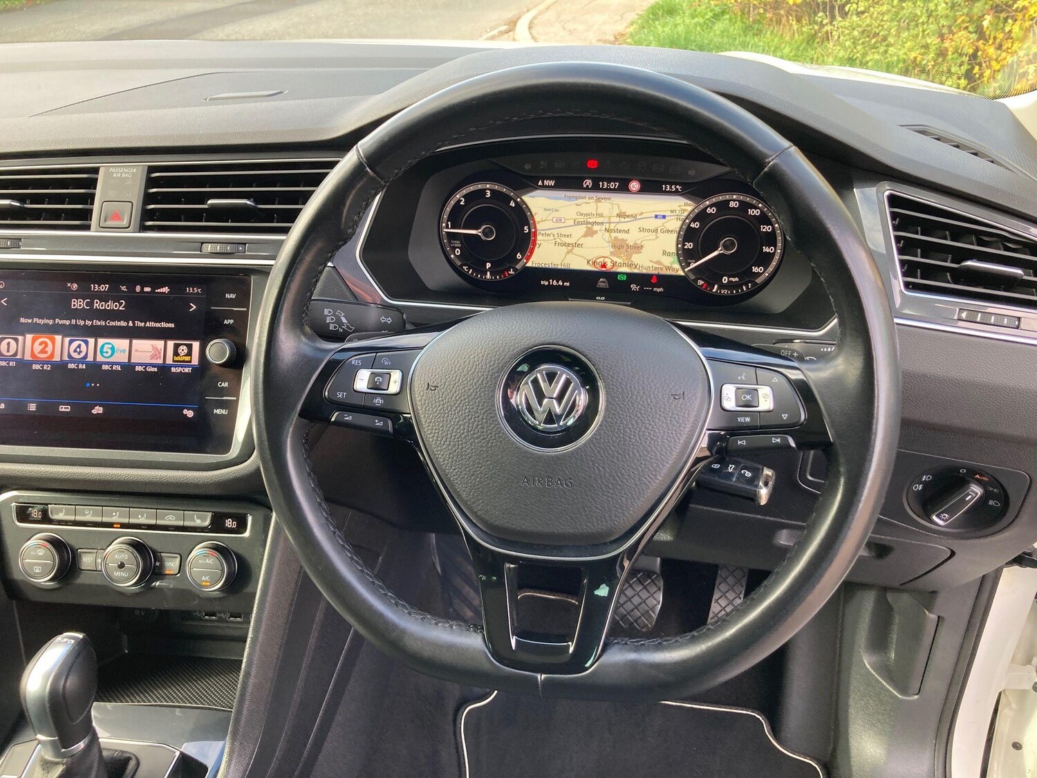 Used Volkswagen Tiguan 2018 for sale - 77647600: Photo 36