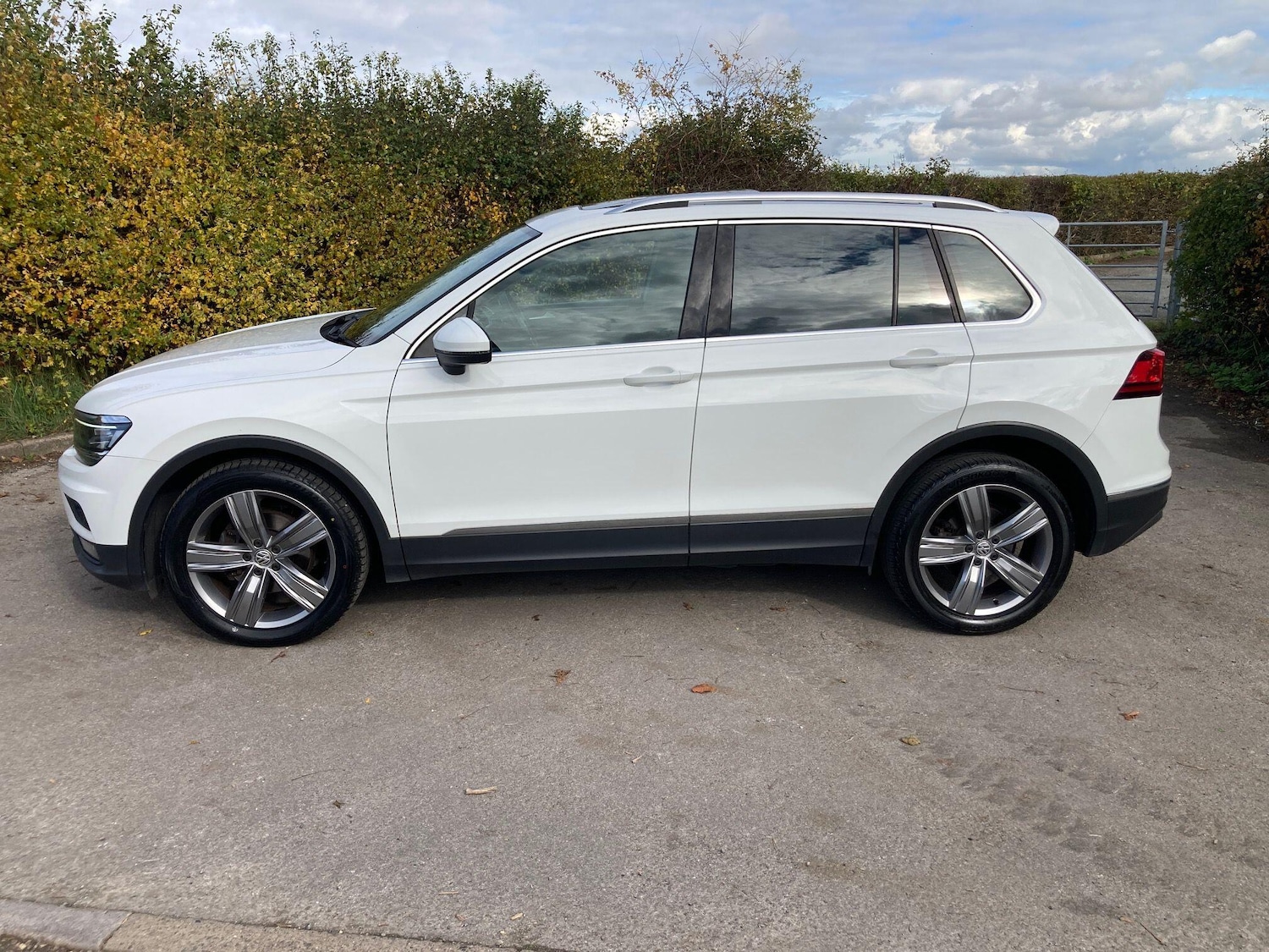 Used Volkswagen Tiguan 2018 for sale - 77647600: Photo 5