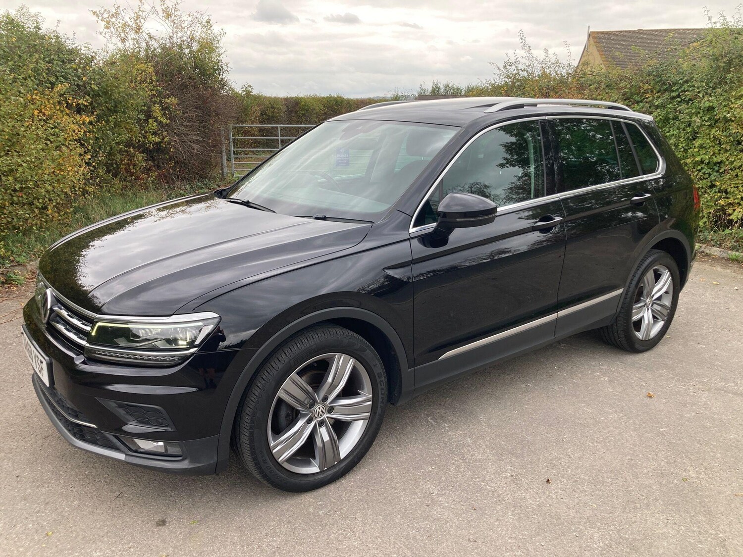 Used Volkswagen Tiguan 2018 for sale - 76702508: Photo 15