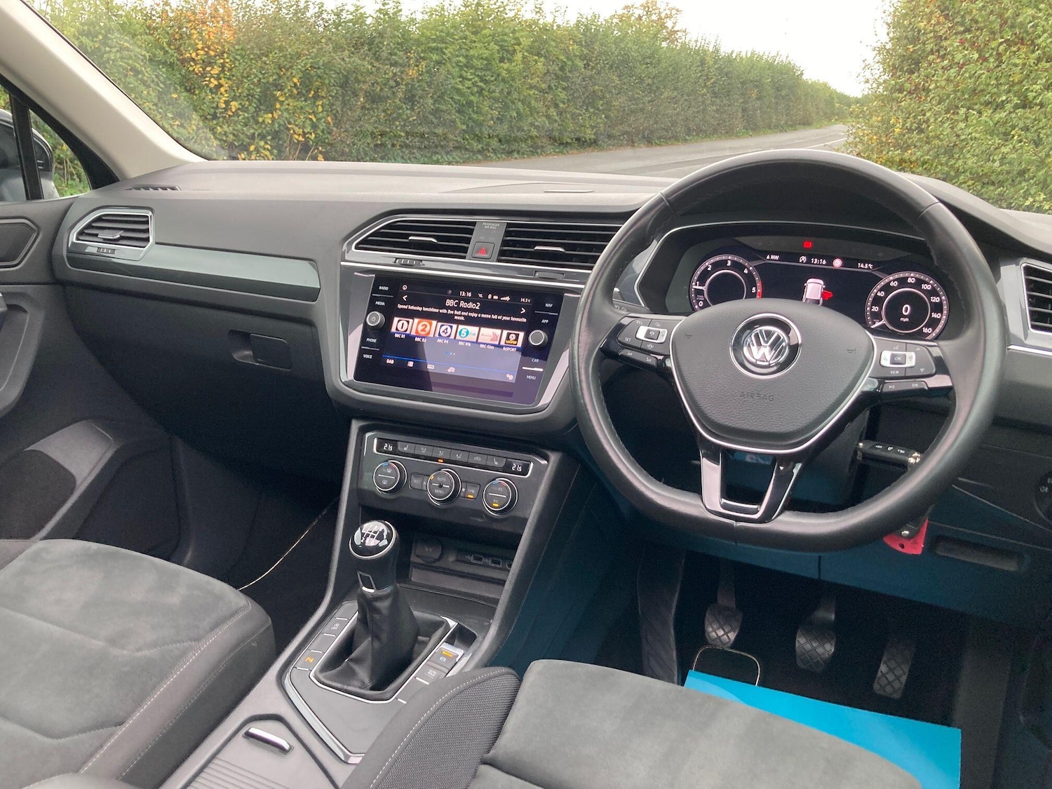 Used Volkswagen Tiguan 2018 for sale - 76702508: Photo 30