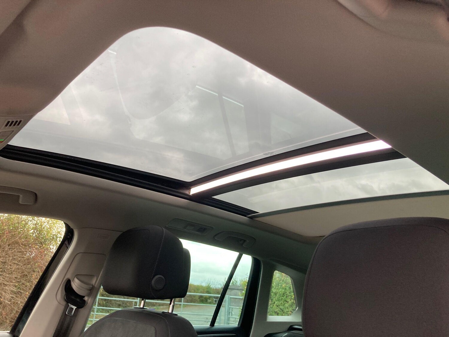 Used Volkswagen Tiguan 2018 for sale - 76702508: Photo 45