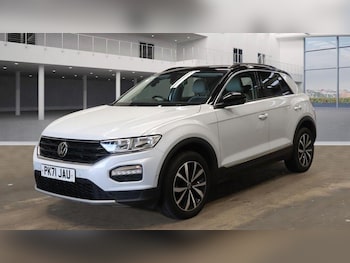 Used Volkswagen T-Roc 2021 for sale - 77940818: Photo