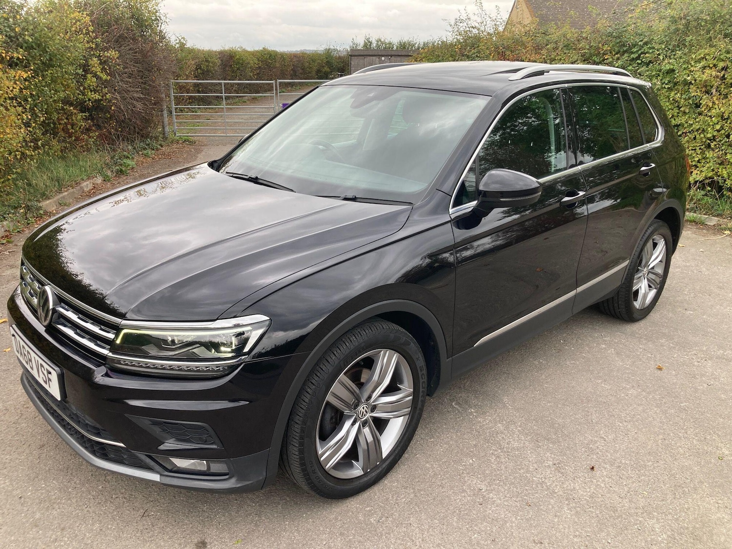 Used Volkswagen Tiguan 2018 for sale - 77570576: Photo 14