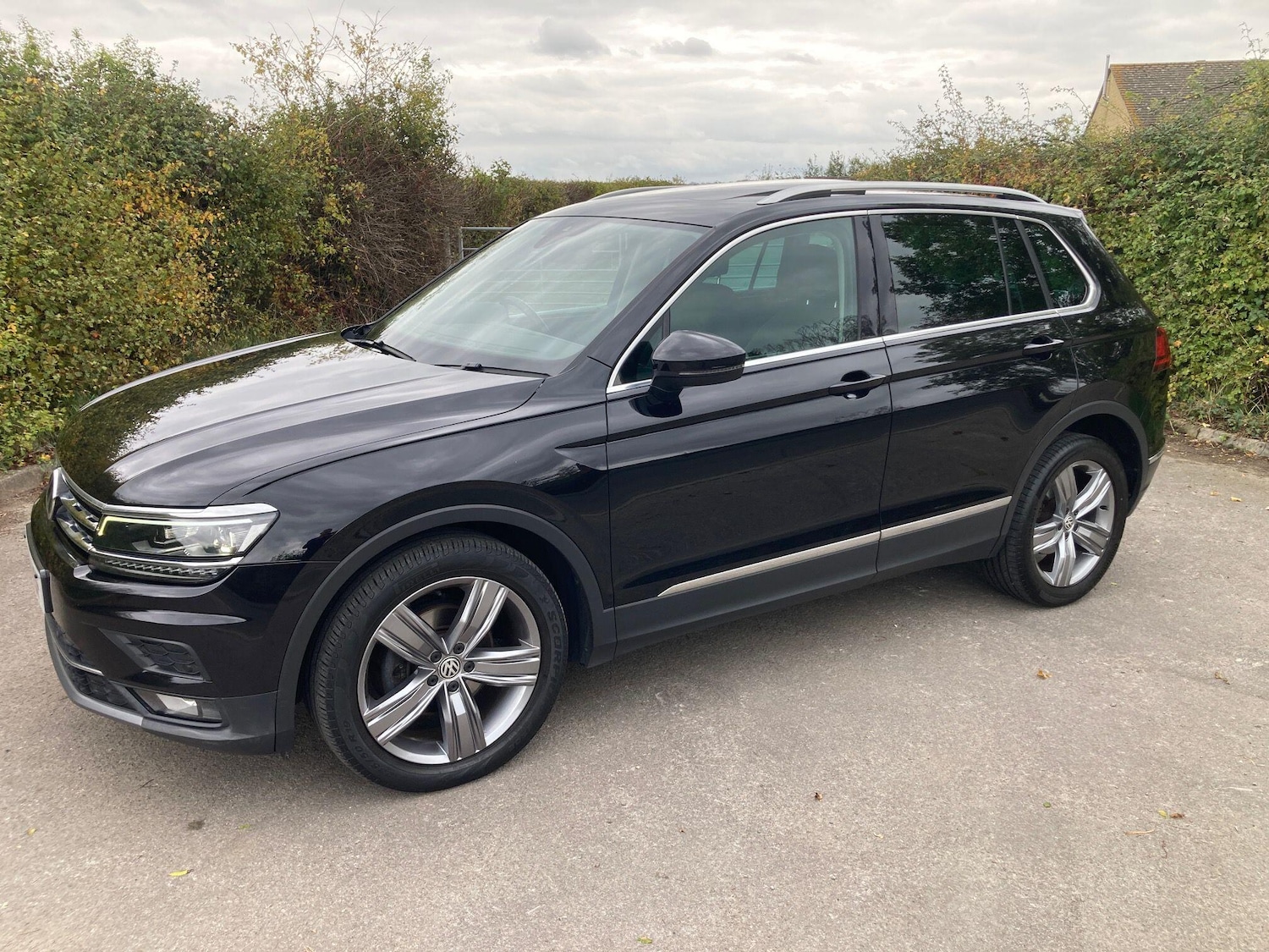 Used Volkswagen Tiguan 2018 for sale - 77570576: Photo 16