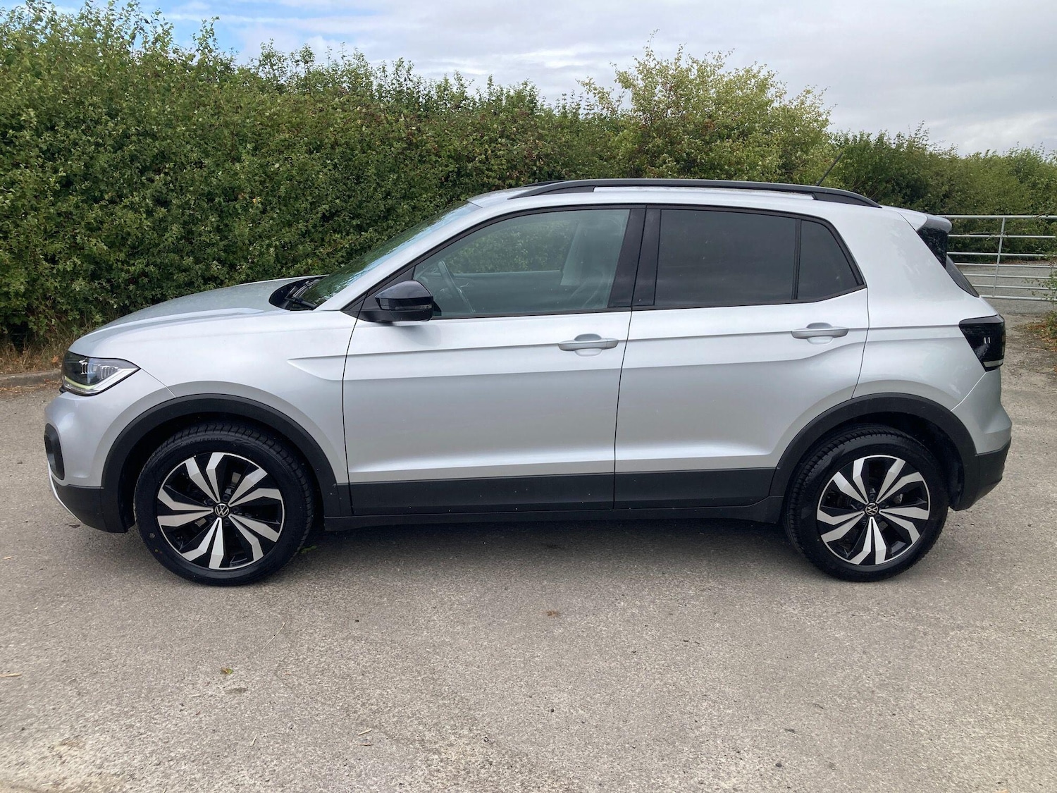 Used Volkswagen T-Cross 2022 for sale - 76701255: Photo 13