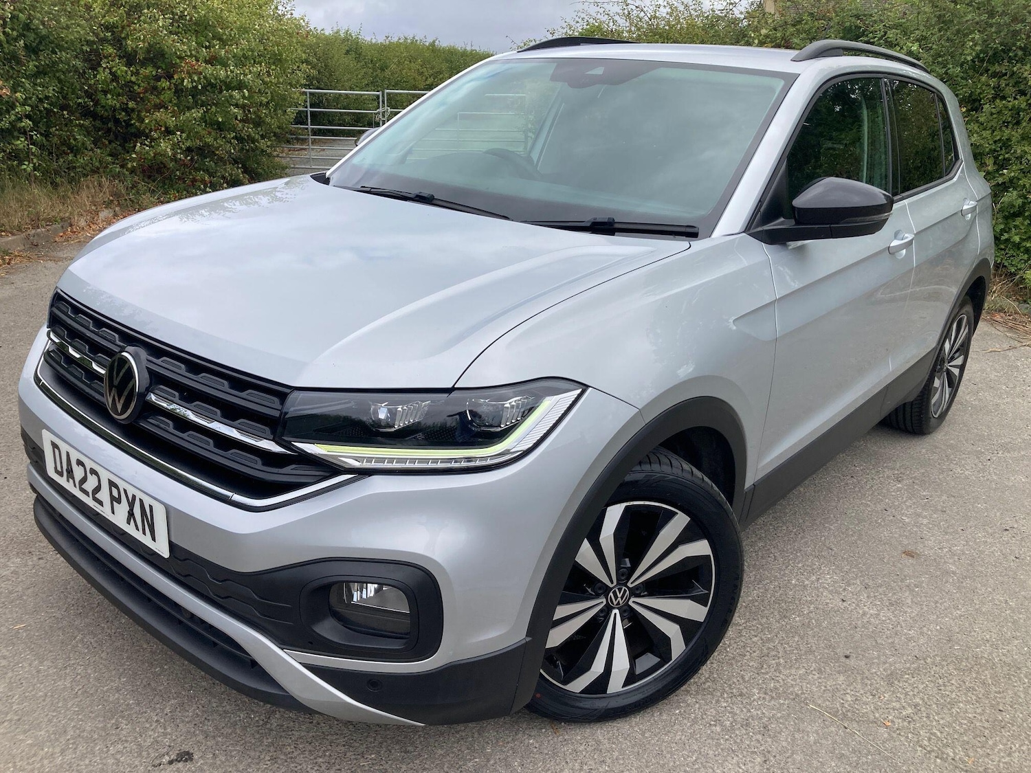 Used Volkswagen T-Cross 2022 for sale - 76701255: Photo 6