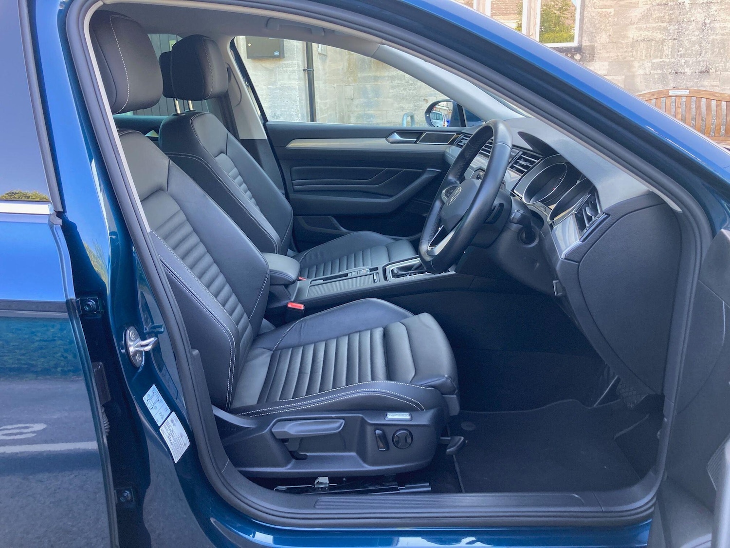 Used Volkswagen Passat 2021 for sale - 77017127: Photo 30