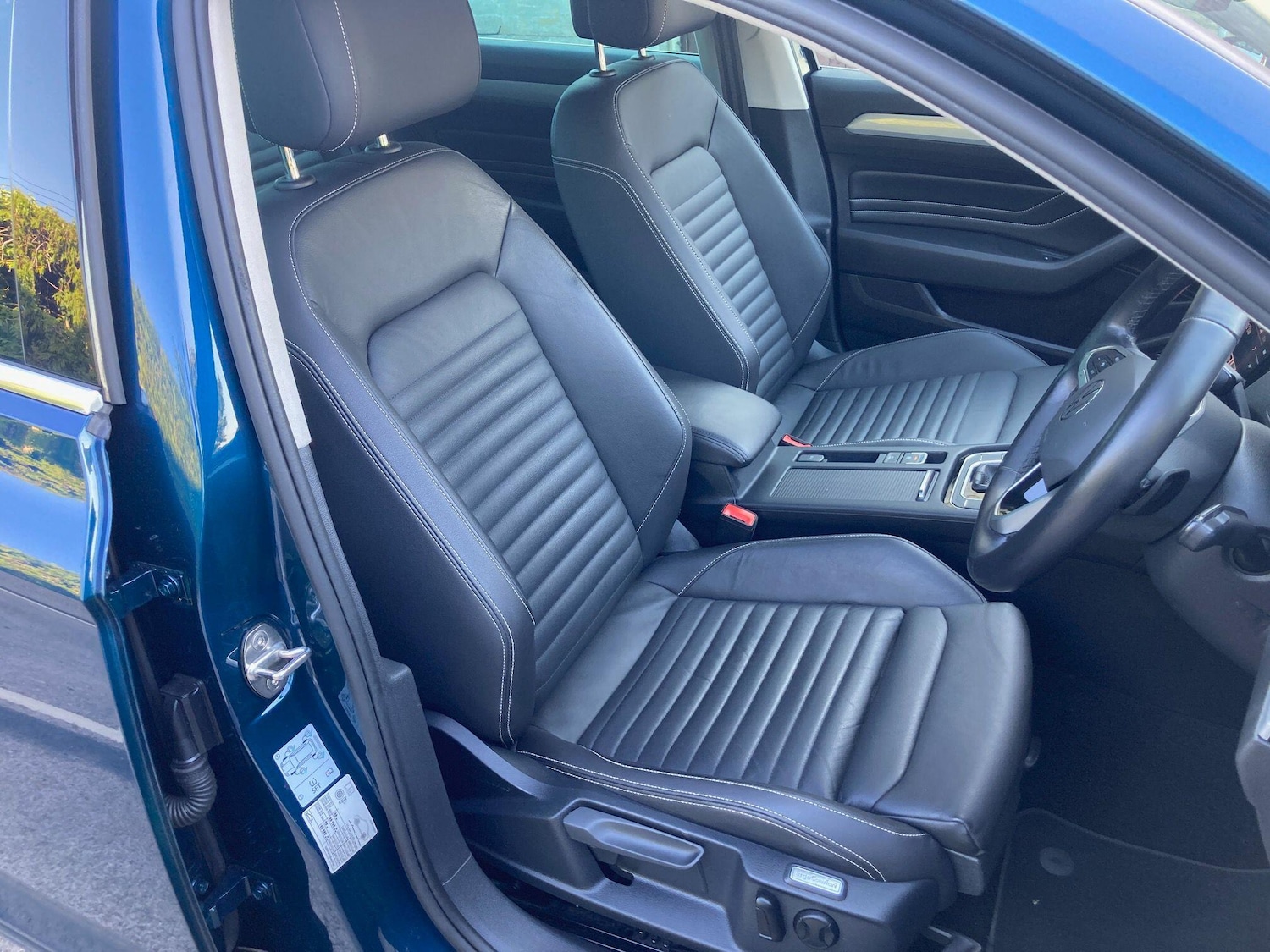 Used Volkswagen Passat 2021 for sale - 77017127: Photo 31