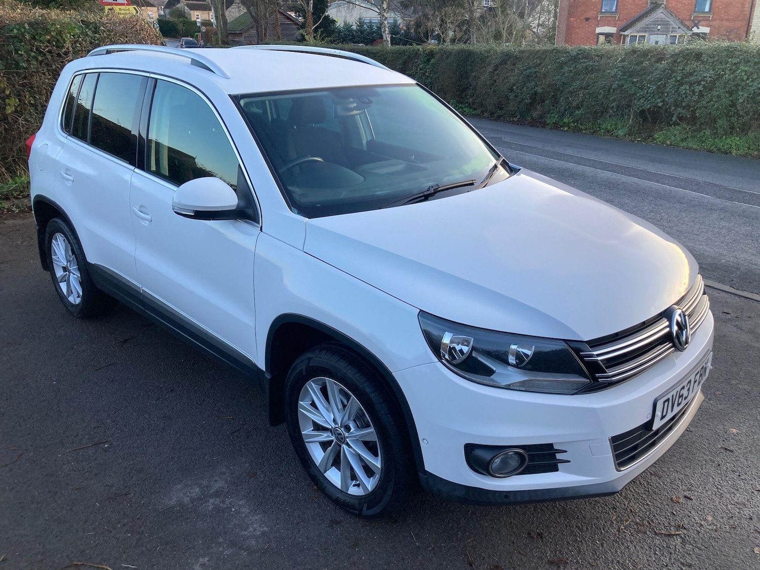 Used Volkswagen Tiguan 2013 for sale - 77647604: Photo 2