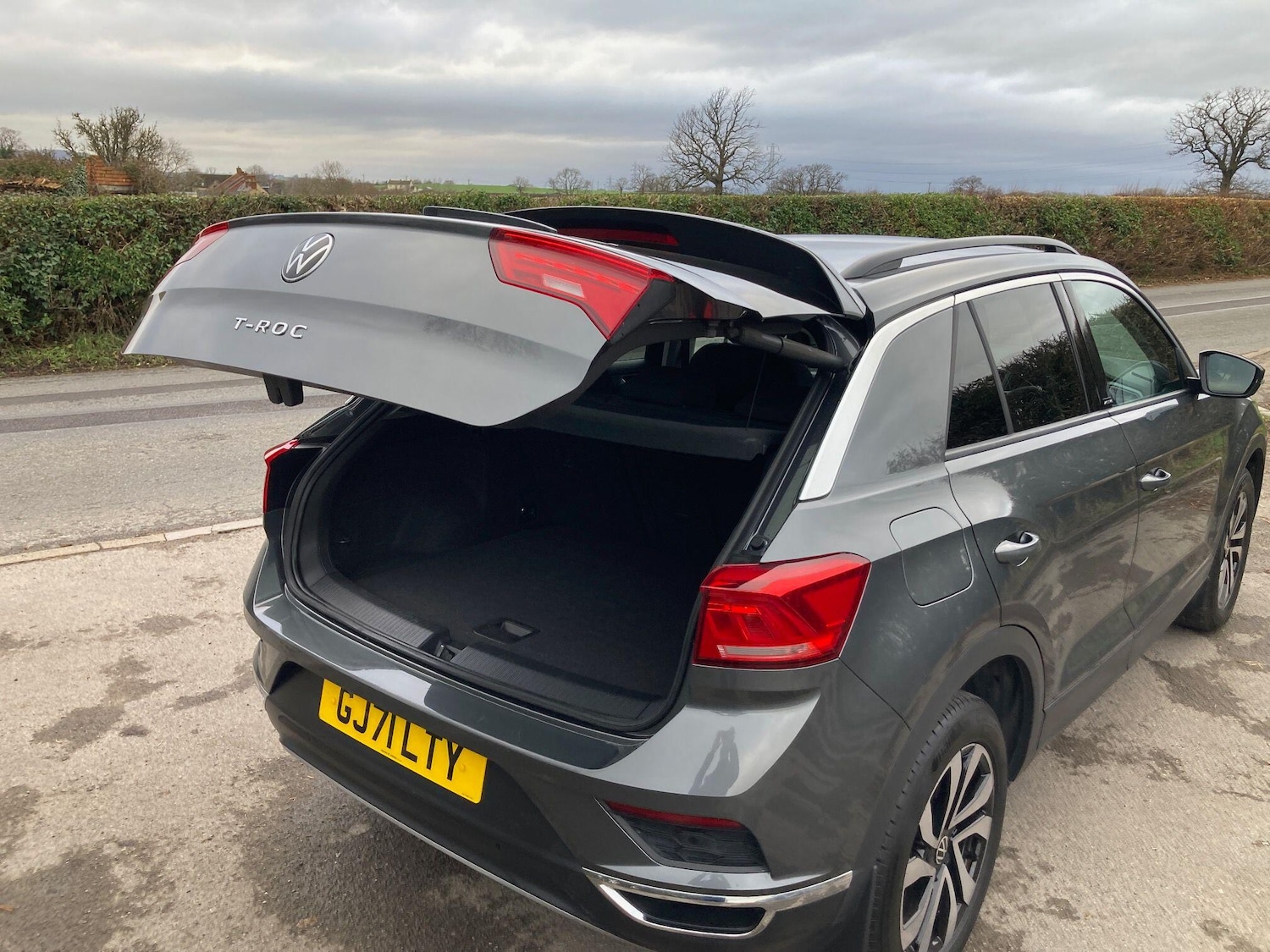 Used Volkswagen T-Roc 2021 for sale - 77020854: Photo 28