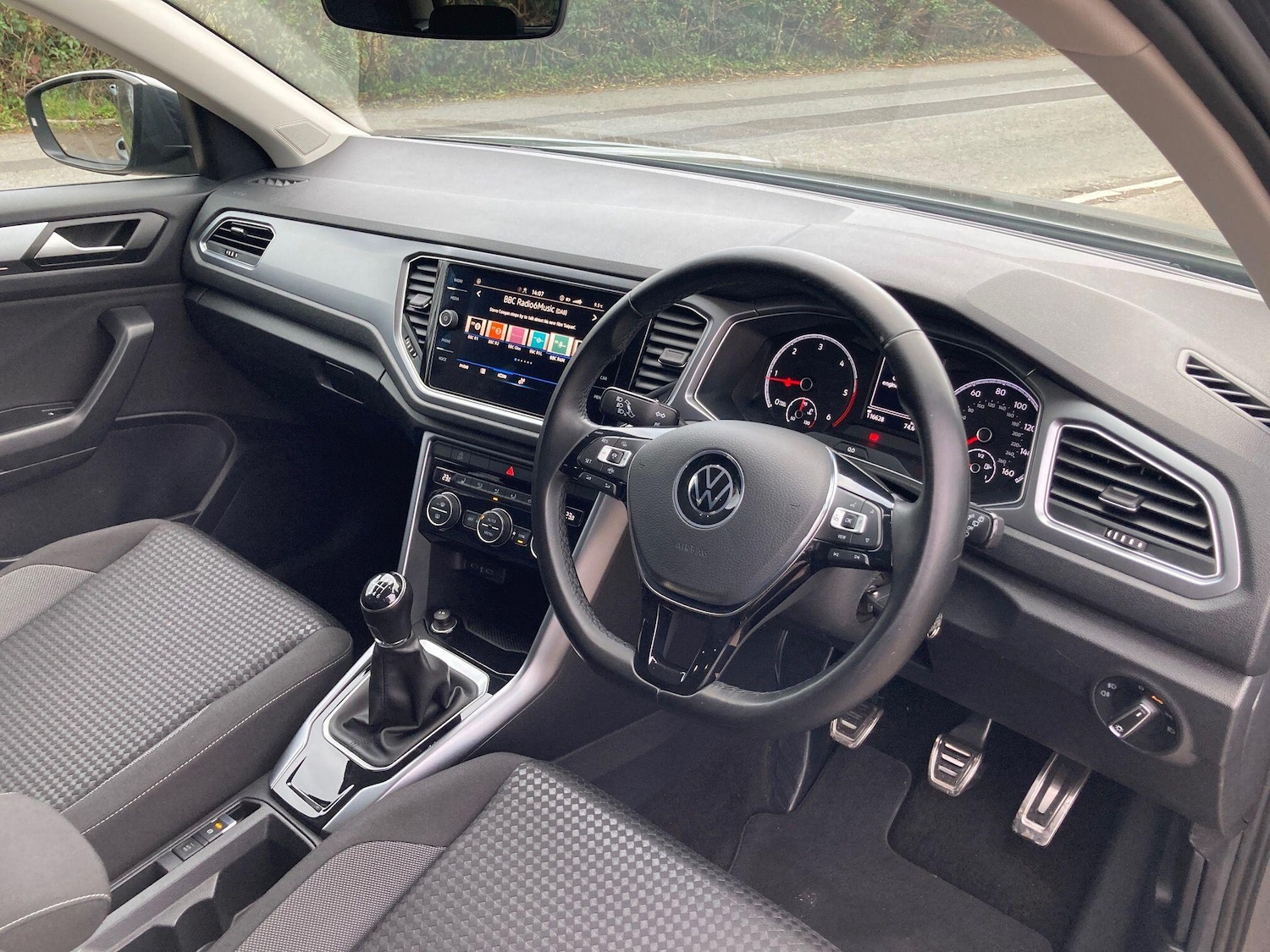 Used Volkswagen T-Roc 2021 for sale - 77020854: Photo 35